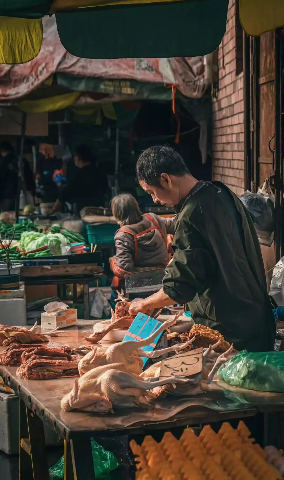 避开人潮，放弃攻略，这座中国最让人“上头”的网红城，竟意外闲适？！想再去800次！