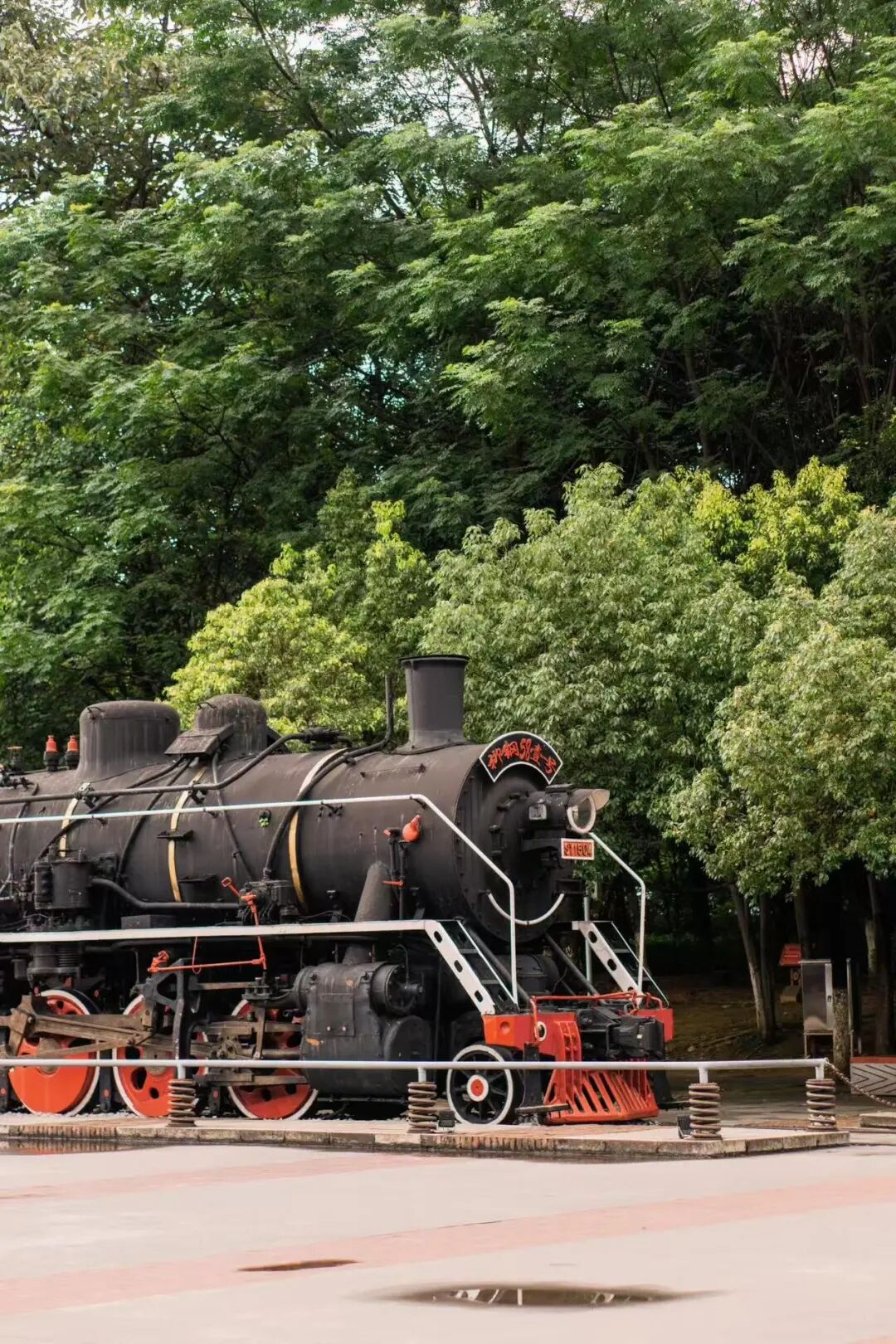 避开人潮，放弃攻略，这座中国最让人“上头”的网红城，竟意外闲适？！想再去800次！