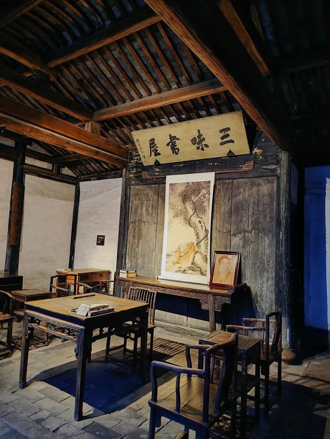 中国最“臭”的城市：臭晕游客，吃吐无数人！比柳州还“上头”，却让鲁迅表白！穷游必去，比苏杭更诗意