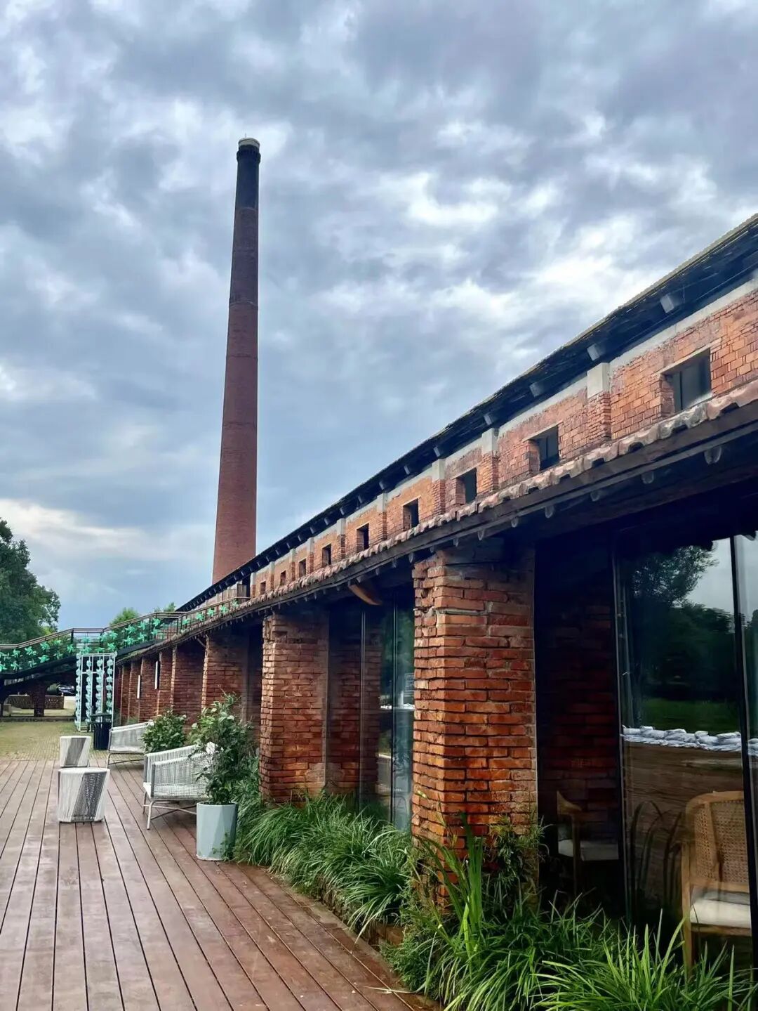 不是乌镇，不是周庄，这个被严重低估的避世古镇，不费钱，不需要攻略！800元就能玩到爽