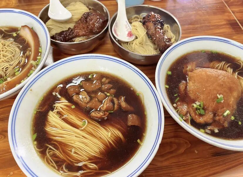 不是乌镇，不是周庄，这个被严重低估的避世古镇，不费钱，不需要攻略！800元就能玩到爽