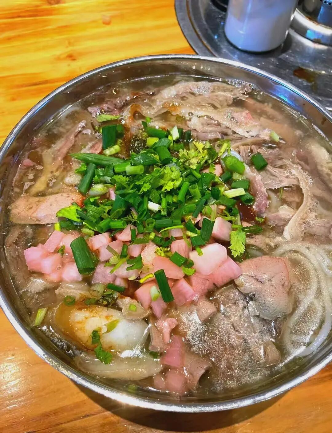 国内最具松弛感的避暑小城，几百元能玩3天，小吃比贵阳还多，夏天只有25℃！