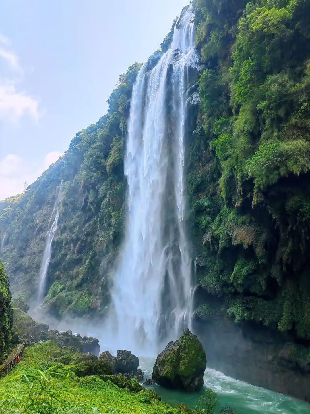国内最具松弛感的避暑小城，几百元能玩3天，小吃比贵阳还多，夏天只有25℃！