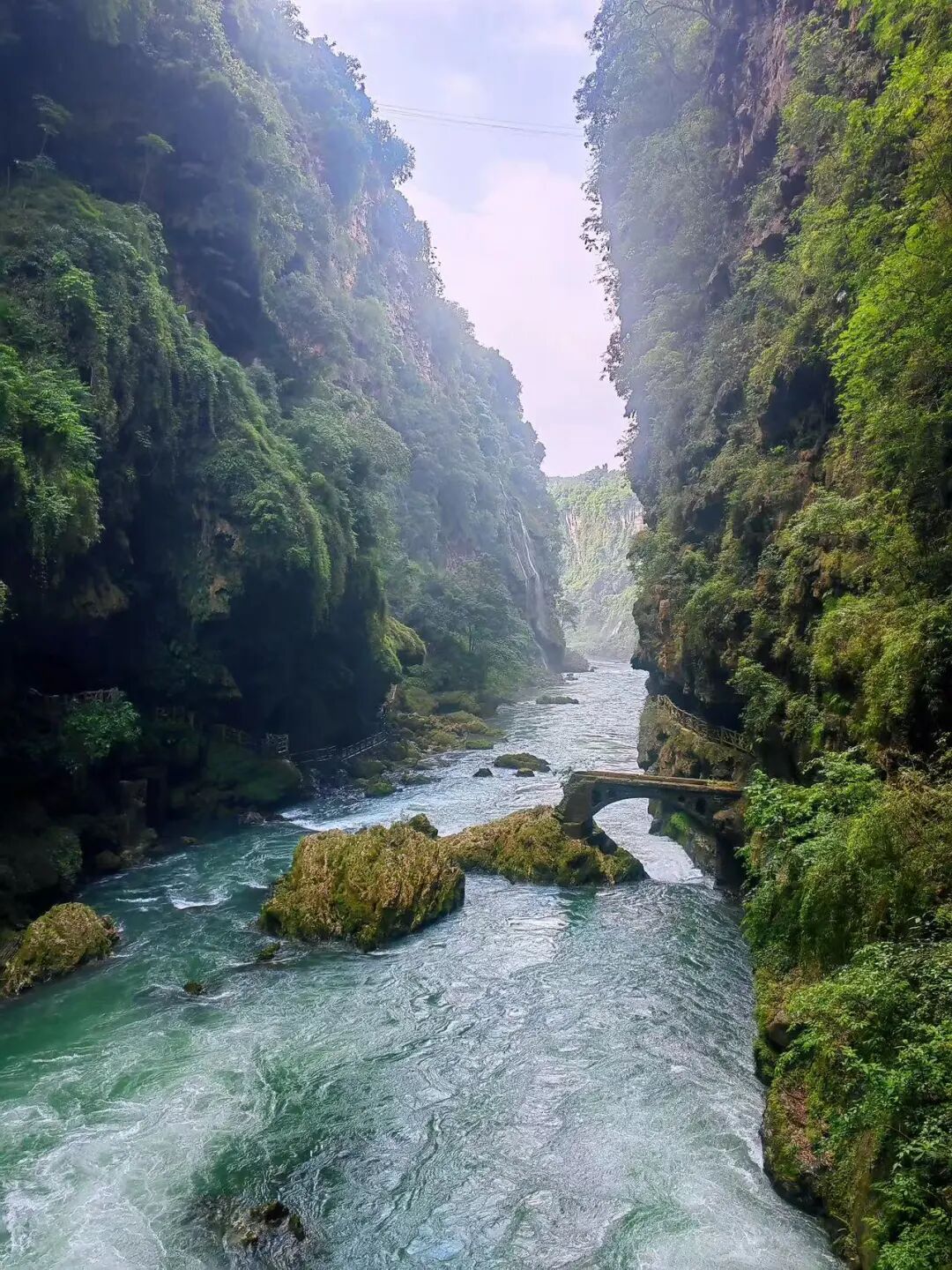国内最具松弛感的避暑小城，几百元能玩3天，小吃比贵阳还多，夏天只有25℃！