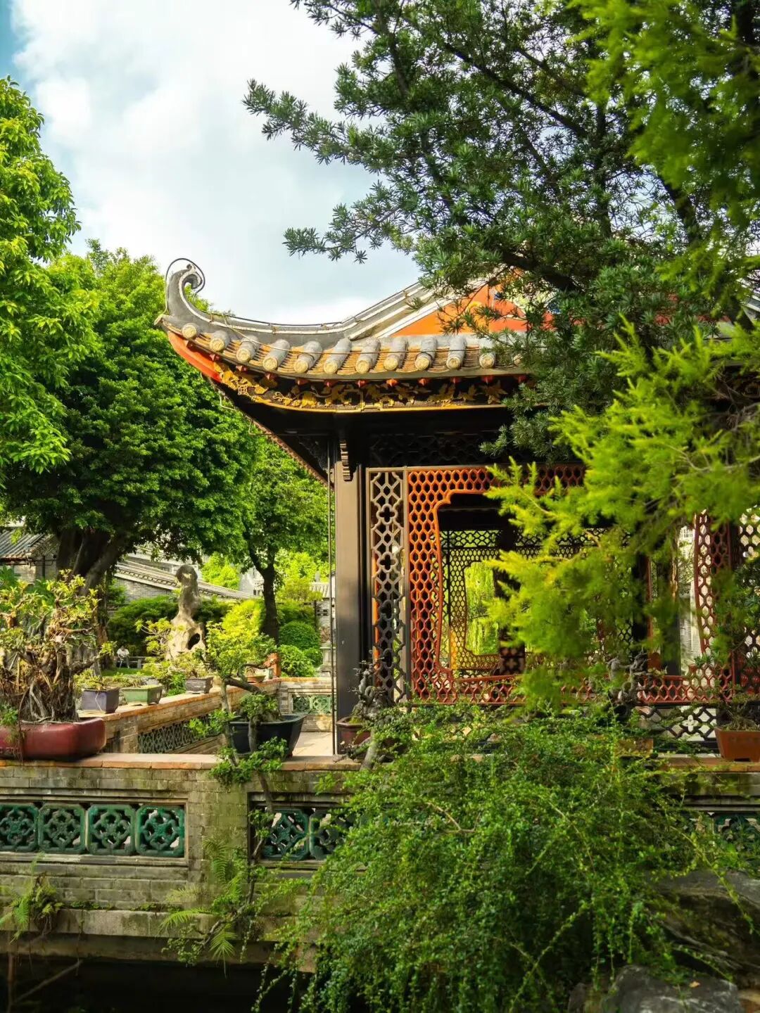 高铁20min直达，中国最能打的城市，古街园林逛到上头，还有遍地神级美食！