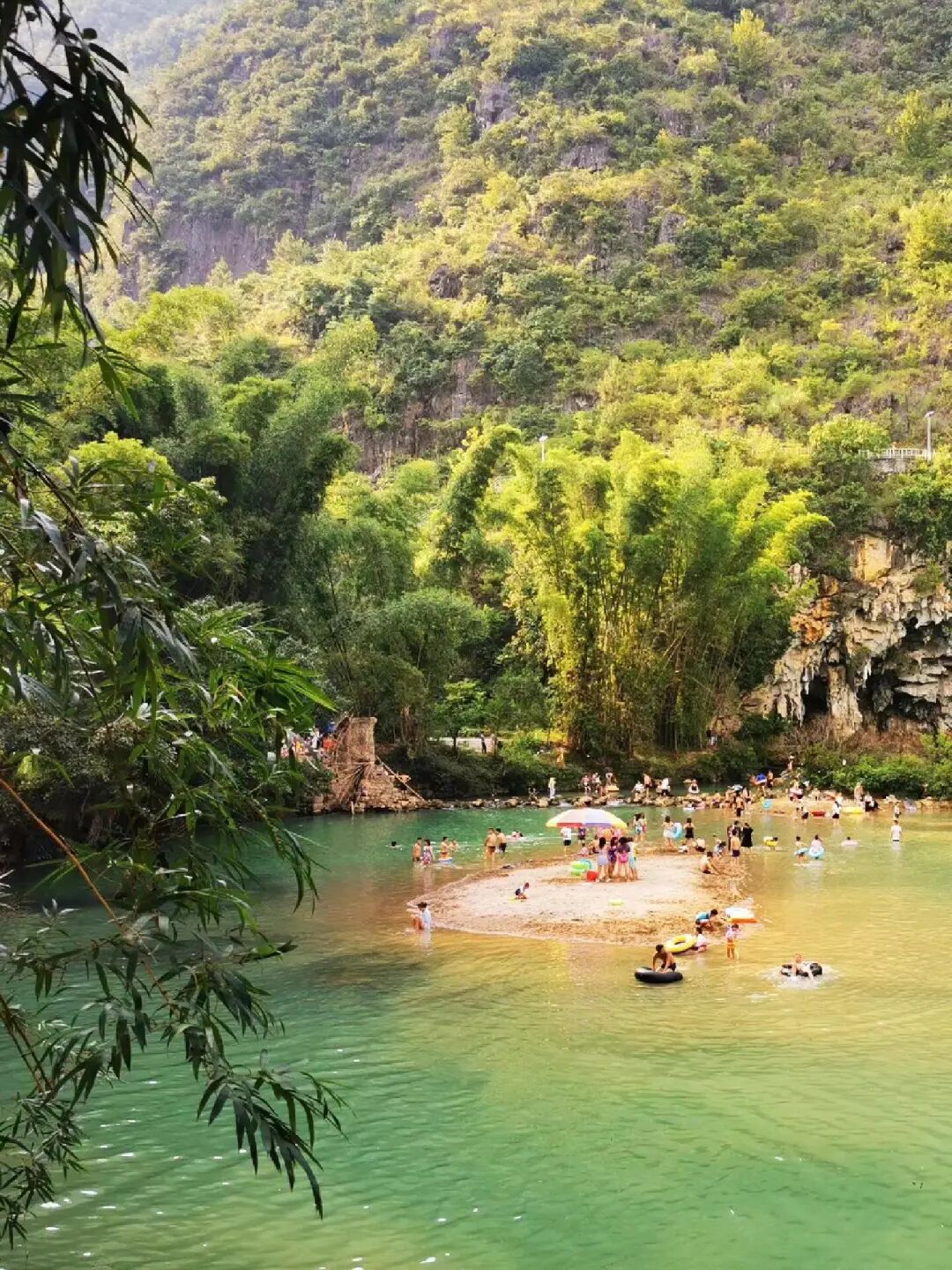 免门票的 国内小众旅游地！真的比小七孔美太多倍！美哭了！