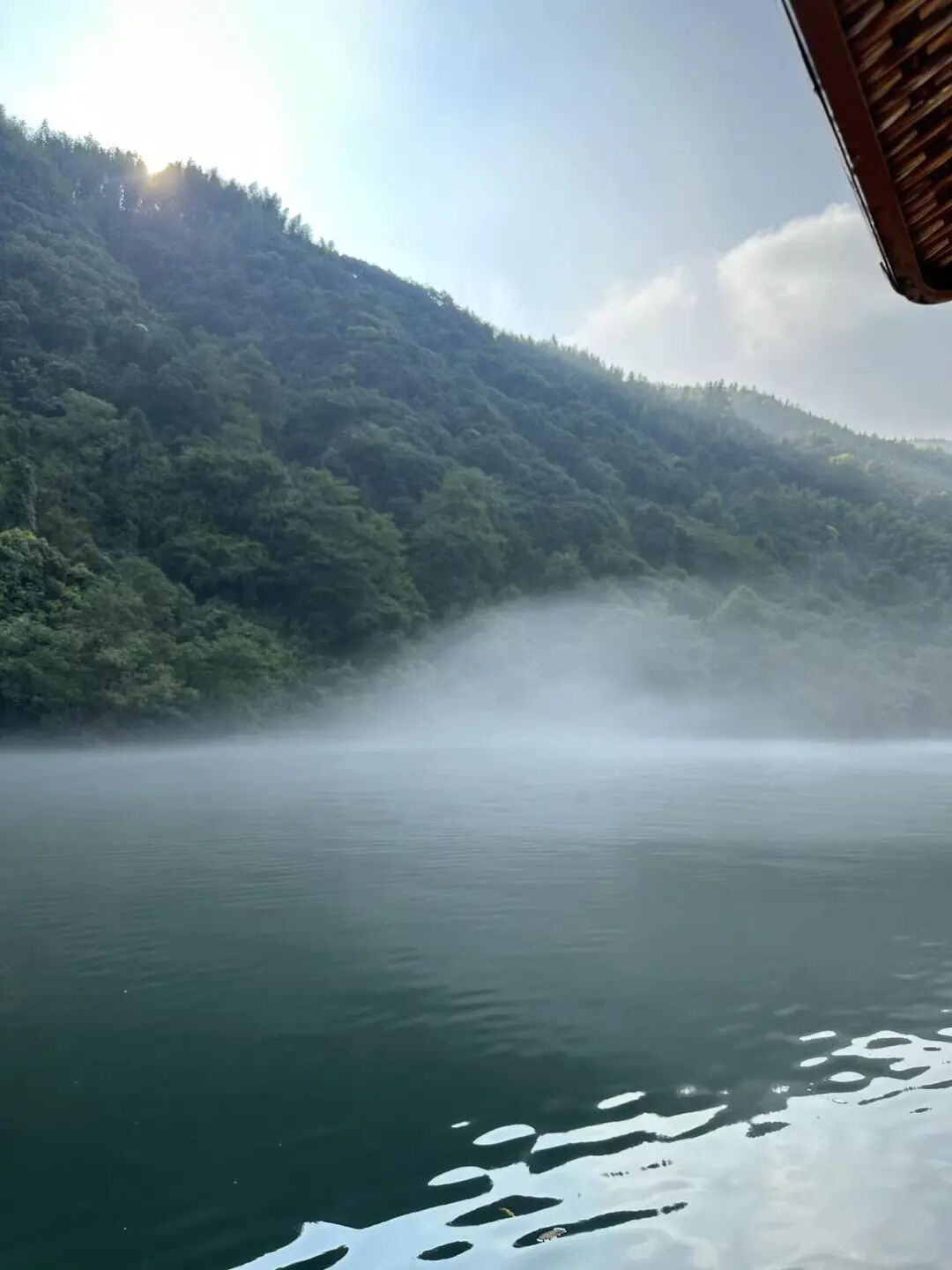 又挖到一座避世的神仙小城，古村比宏村更美，还有条风靡驴友圈的自驾线！