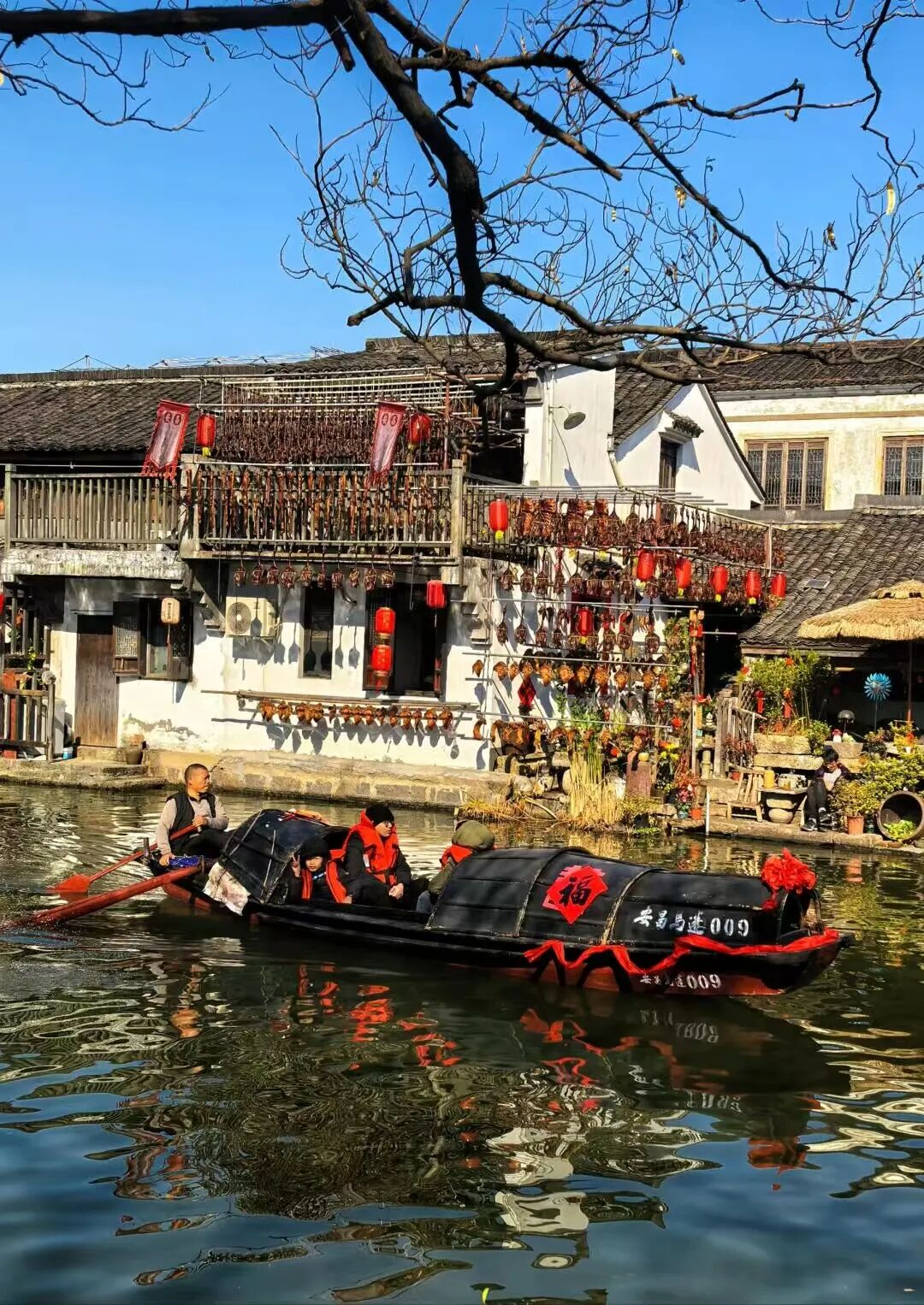 央视果然没骗人！江南最低调的小城，门票免费，年味最浓！安逸十足，超适合过年来躺平