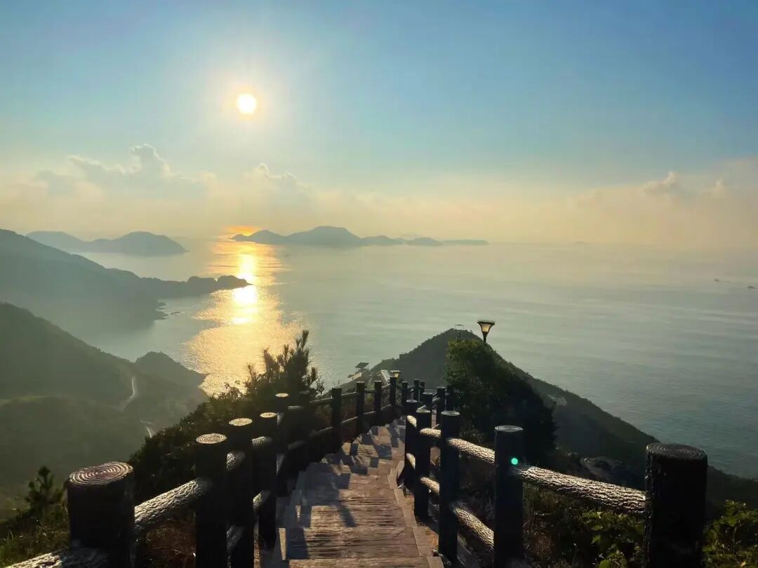 比舟山好吃，比宁波小众，这座“长三角第一鲜”小城，开渔季60元吃到爽！