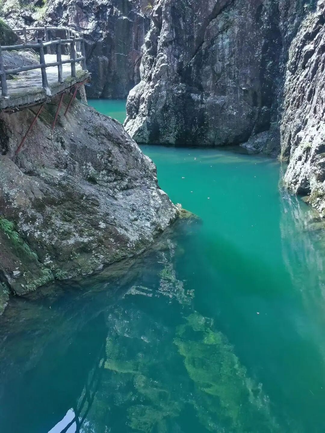 被严重低估的冷门小城！均温26℃，漂流玩水，古村原始，夏天来避暑太爽了！