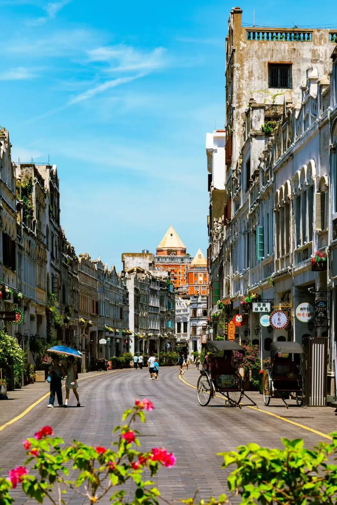 机票仅300+，最适合养老的海滨慢城，人均￥40炫早茶，6元椰子当水喝