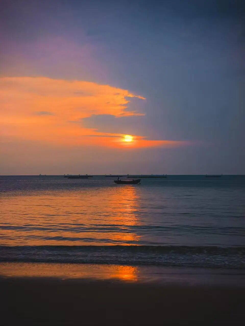 机票仅300+，最适合养老的海滨慢城，人均￥40炫早茶，6元椰子当水喝