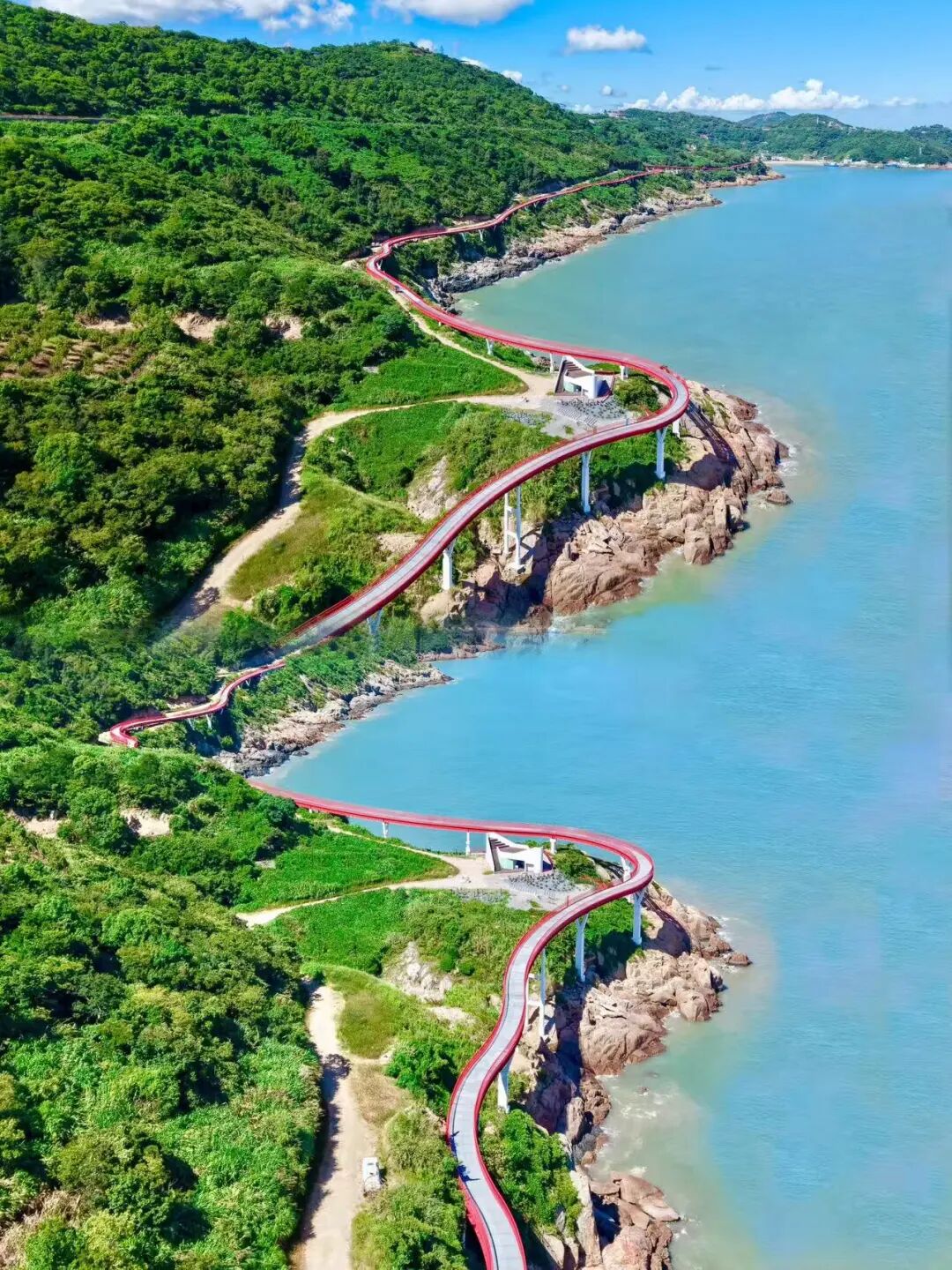 几乎0游客的山海秘境，海鲜不输象山，海岛比舟山淳朴，满街小吃炫不停！