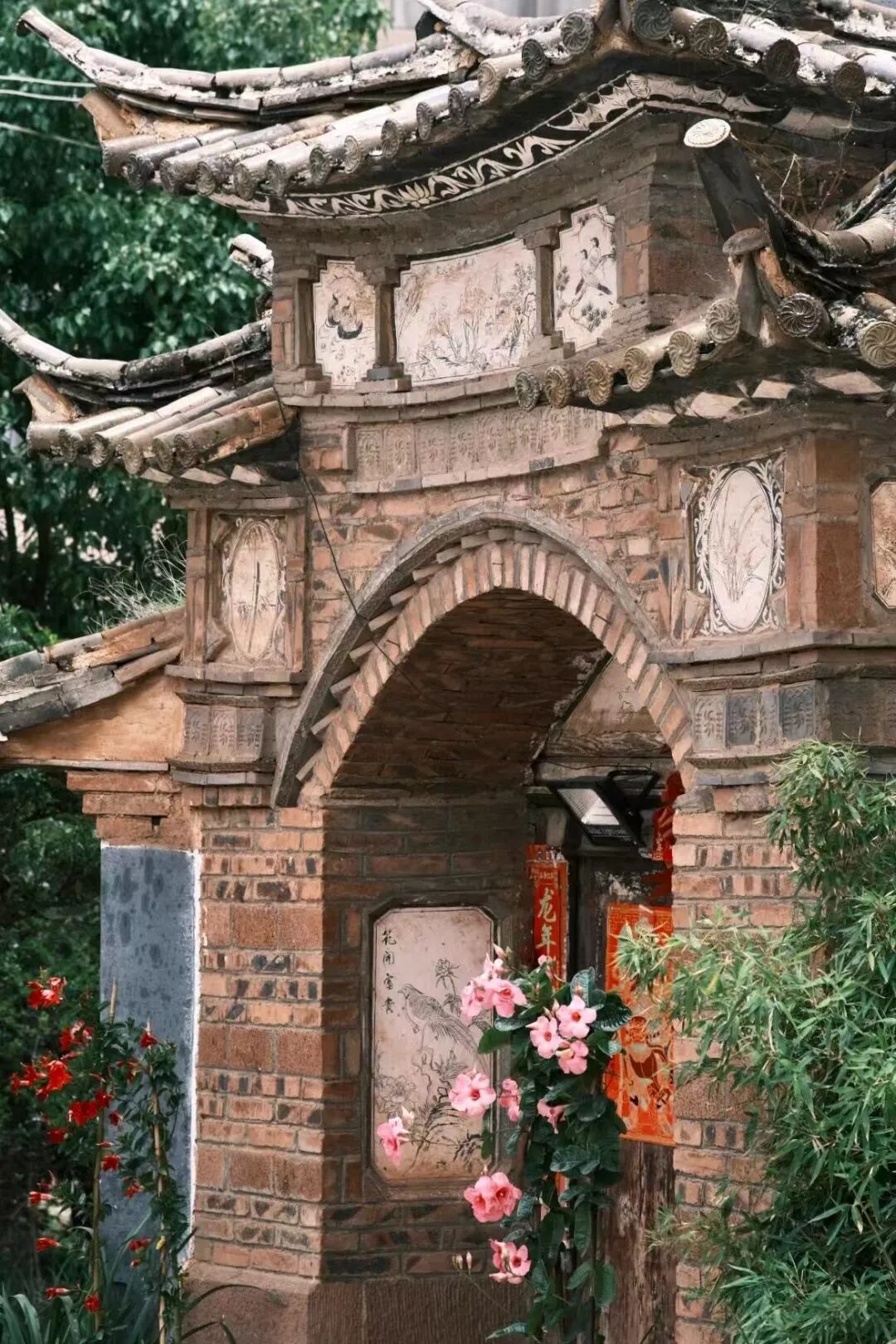 月薪2000也能养老的宝藏小城，0游客比沙溪还原始，看完我疯狂心动！