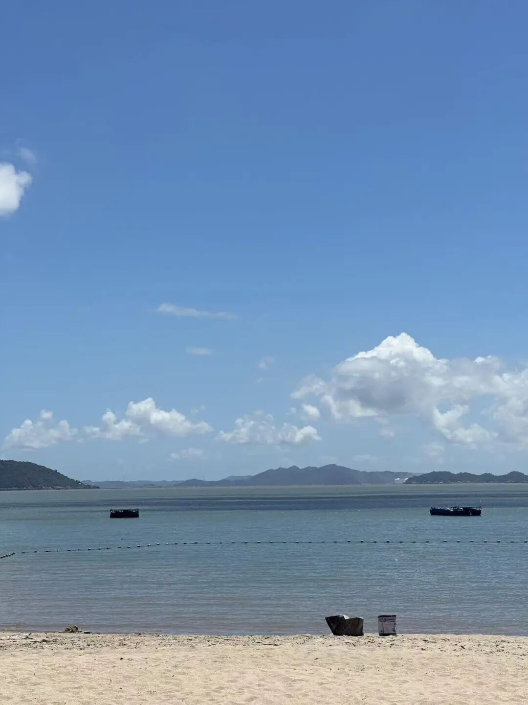 几乎0游客的山海秘境，海鲜不输象山，海岛比舟山淳朴，满街小吃炫不停！