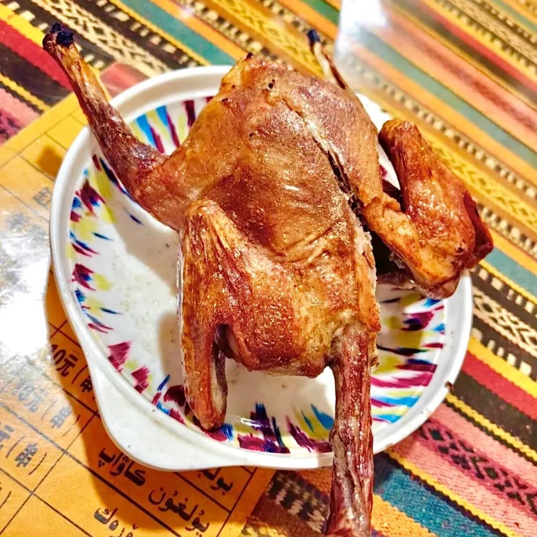 中国最“懒”的城市，人人睡到大中午，不加班不内卷，游客还要倒时差，去一次就被惊艳了！