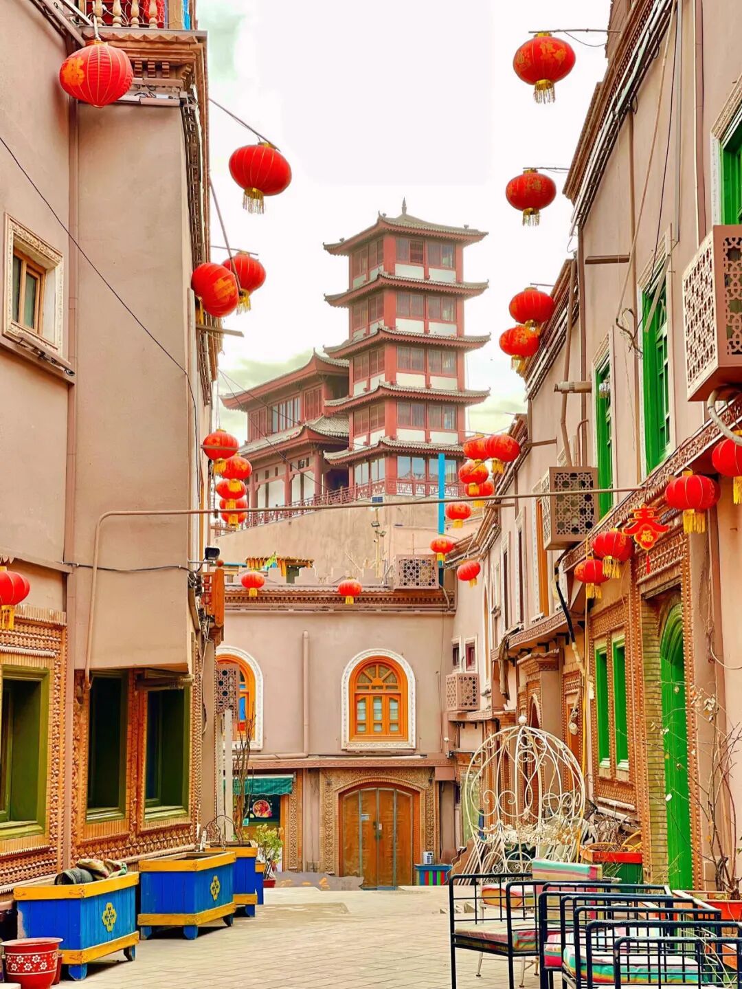 中国最“懒”的城市，人人睡到大中午，不加班不内卷，游客还要倒时差，去一次就被惊艳了！