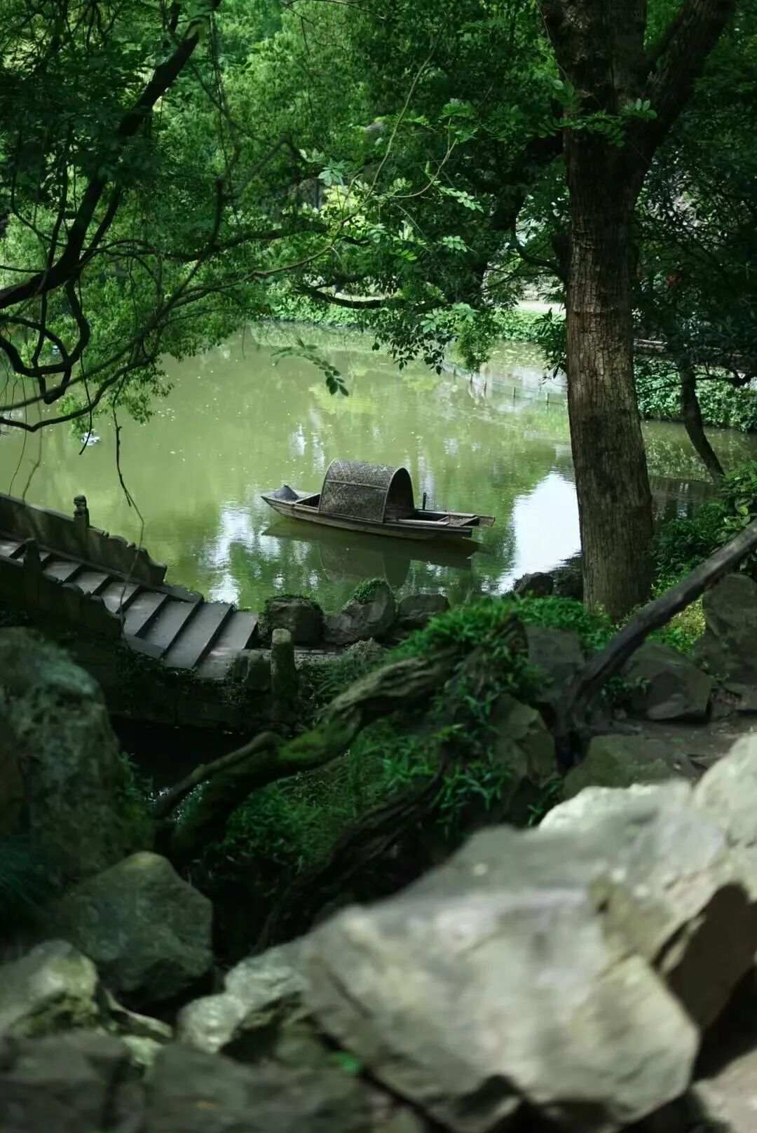 挖到一座隐秘的千年小城，比乌镇更有江南烟火气，满街湖羊飘香，想马上去逛吃！