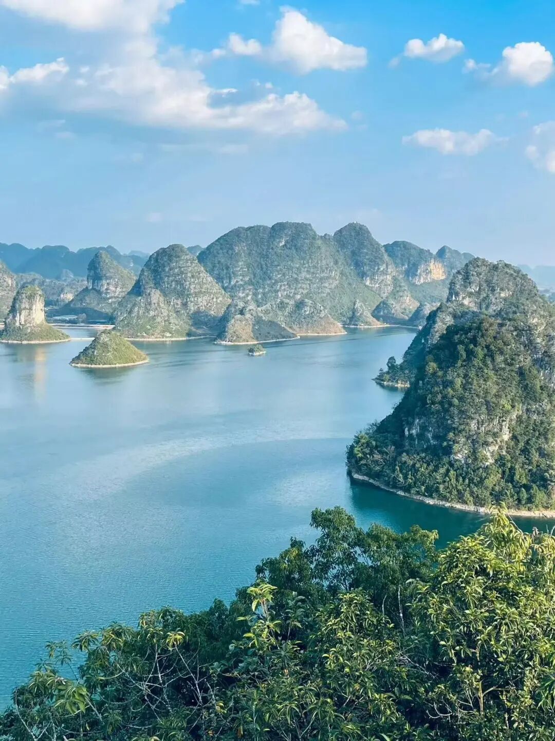 山水不输桂林，物价不及一半，这座夏天才25℃的避暑小城，冷门到无人知！