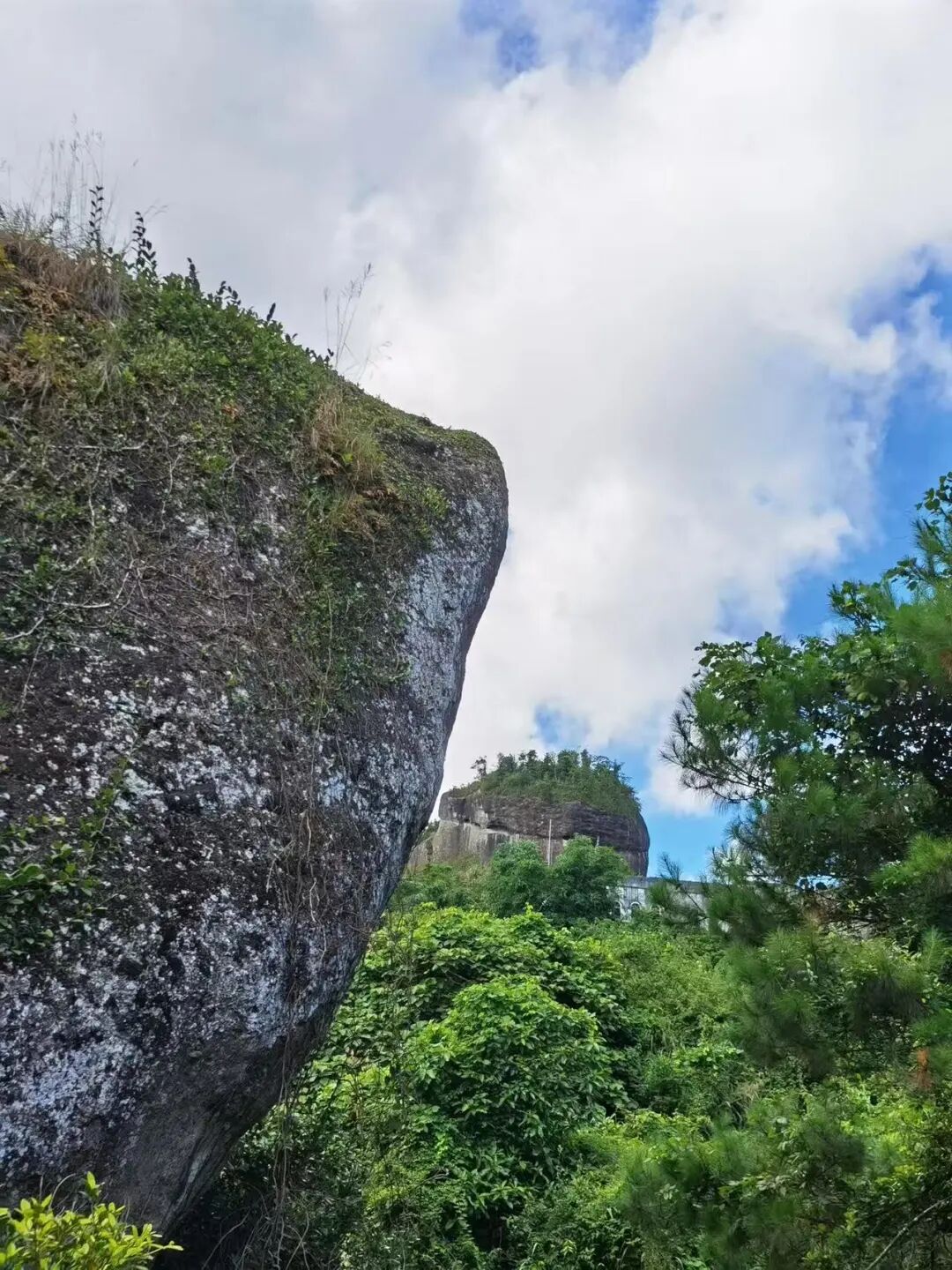 又挖到一座被低估的小城！高铁直达，嗦粉自由，低调的美食江湖藏不住了！