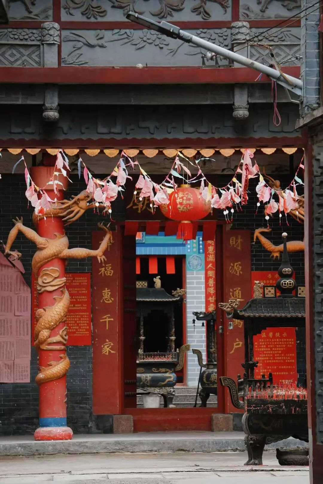 又挖到一座被低估的小城！高铁直达，嗦粉自由，低调的美食江湖藏不住了！