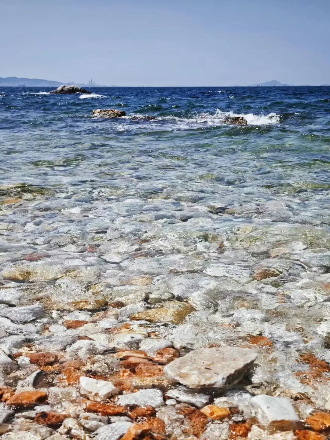 国内宜居城市TOP1，却一直不火，4块钱一碗面，出门就是海，海鲜和水果论盆吃