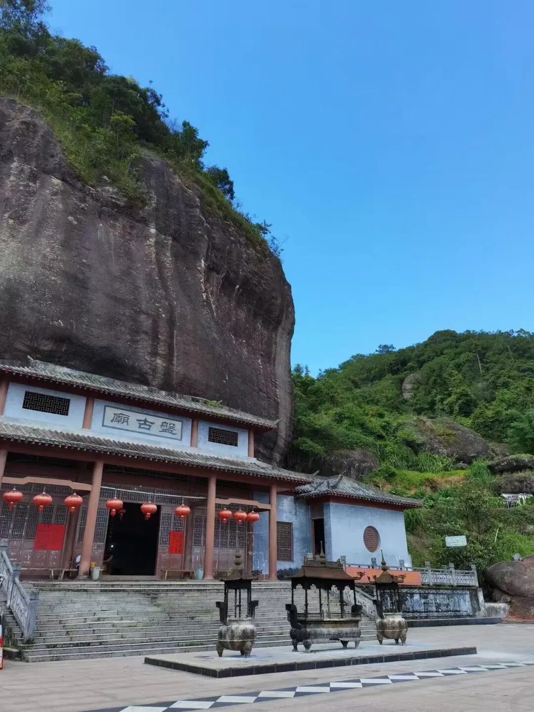 又挖到一座被低估的小城！高铁直达，嗦粉自由，低调的美食江湖藏不住了！