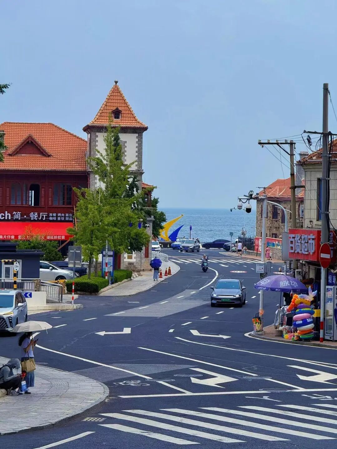国内宜居城市TOP1，却一直不火，4块钱一碗面，出门就是海，海鲜和水果论盆吃