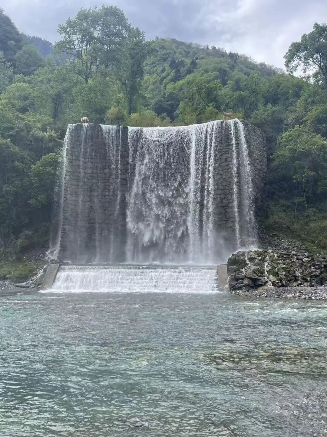 比成都人少，比川西低调，它才是国内最逍遥的宝藏地，坐拥世界级云海，却总被略过…