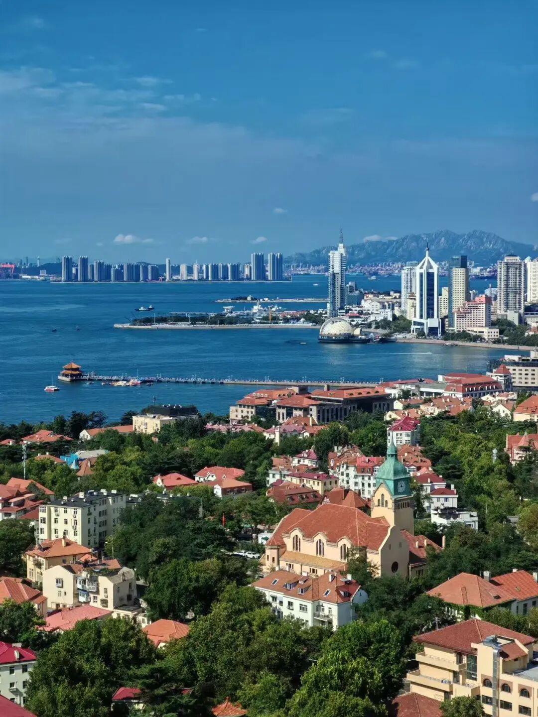 机票只要200+，秋天最浪漫的海滨城市，梭子蟹论桶买，轻松实现海鲜自由