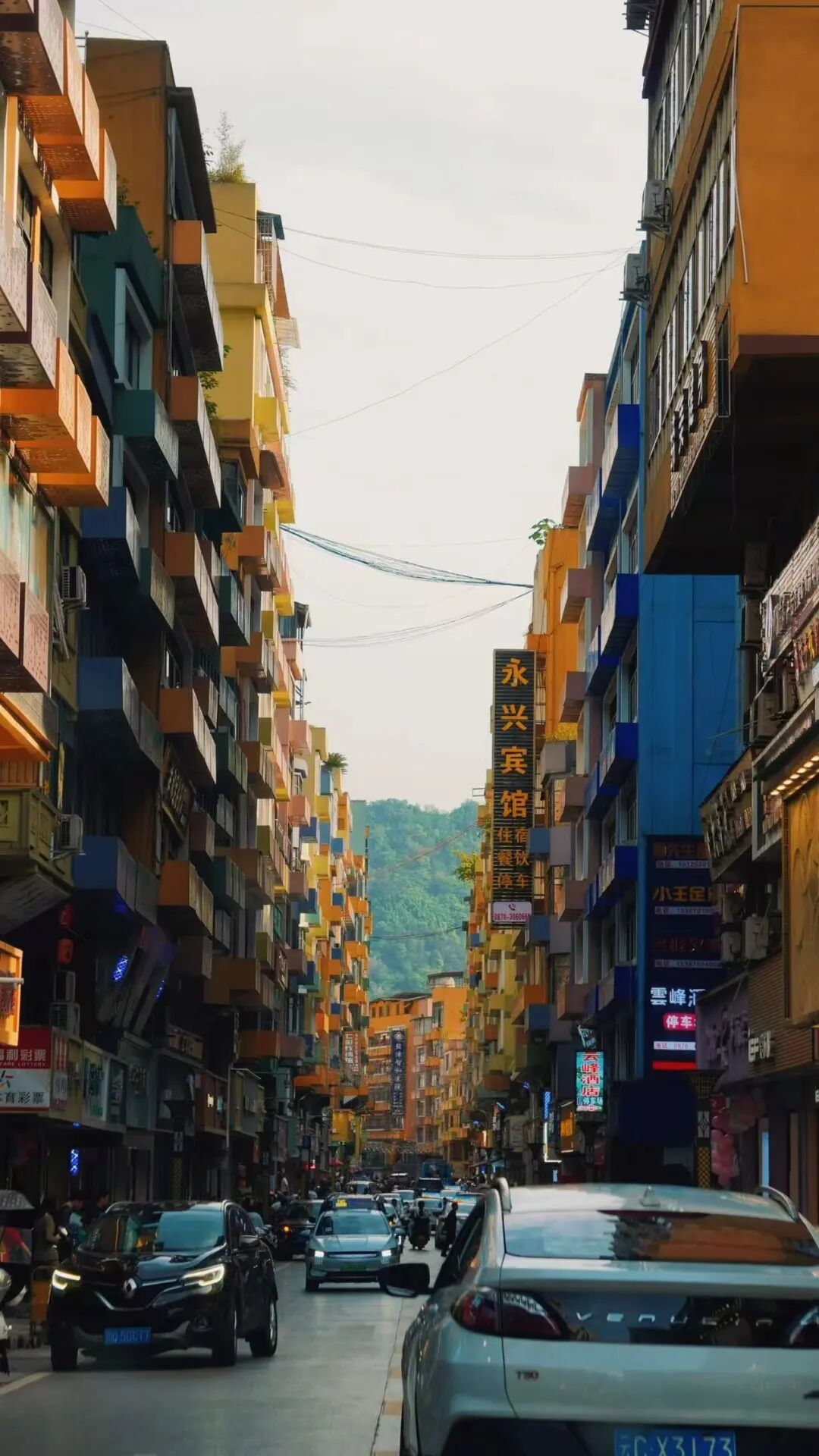 中国最不卷的“一线城市”，生活松弛，人均自来熟，没有压力，只有安逸舒适！在这里生活太幸福了