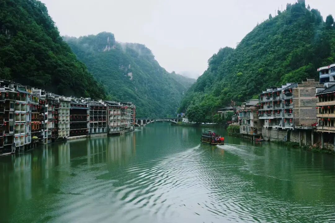 这座被遗忘的千年水城，虽是5A景区却免费开放，秀美不输乌镇，却依旧人少安静，正适合小住三两天！