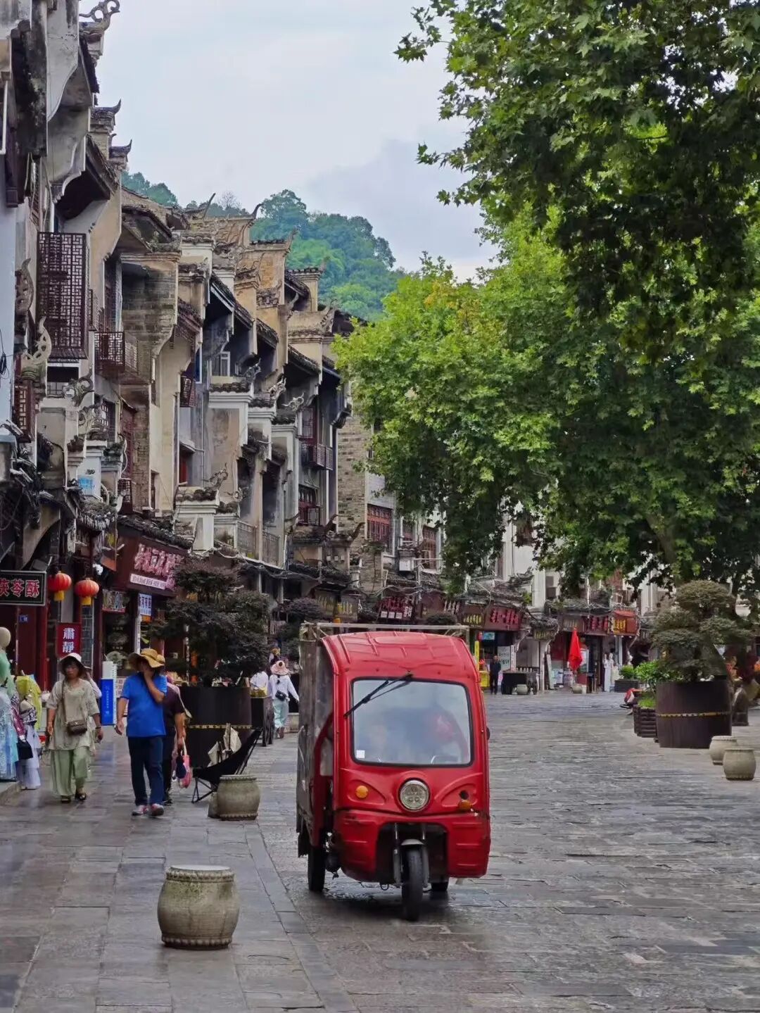 这座被遗忘的千年水城，虽是5A景区却免费开放，秀美不输乌镇，却依旧人少安静，正适合小住三两天！