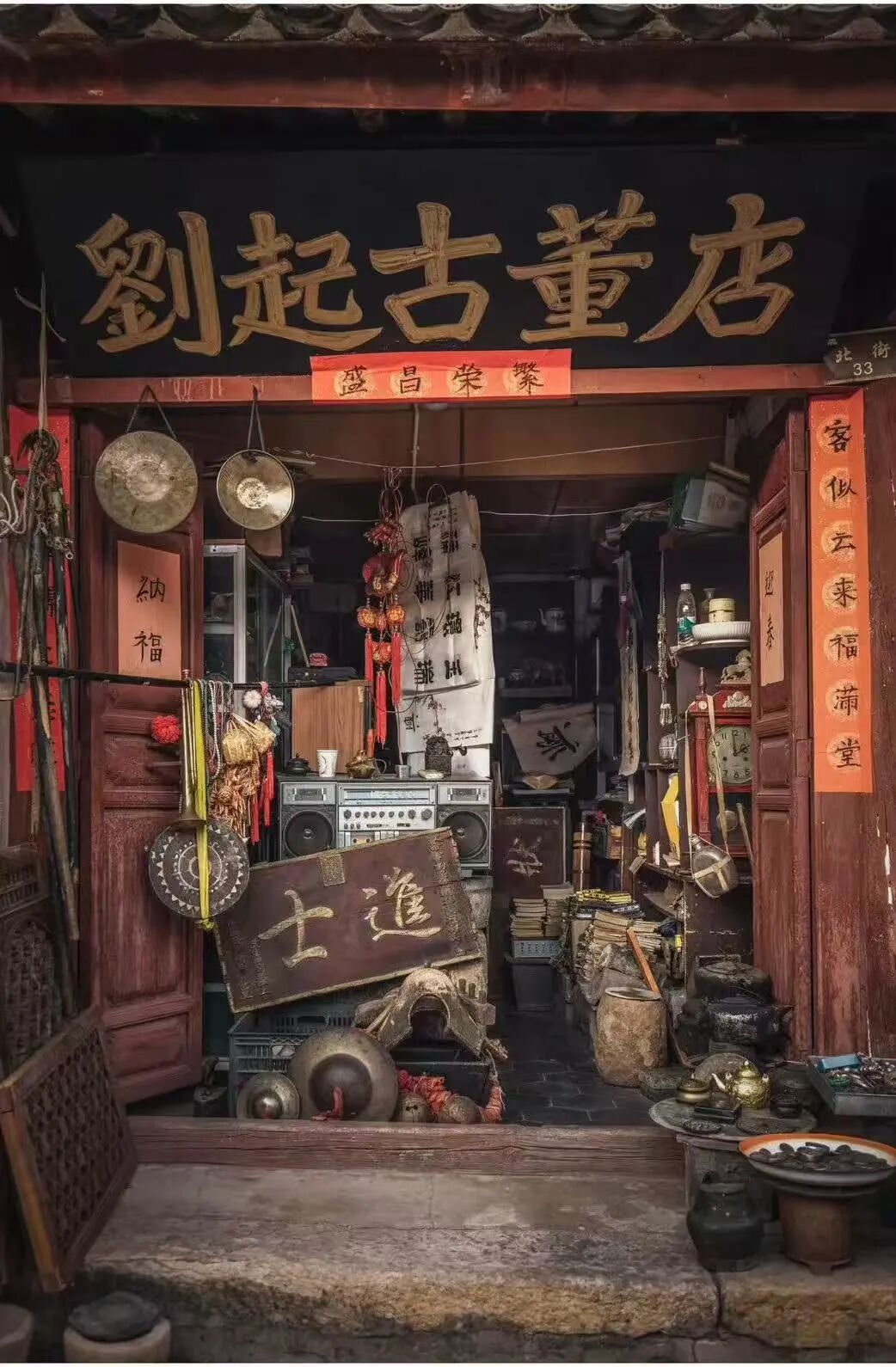 一个人小住几天，建议来这座活着的小城！高铁22分钟直达，人少安逸，10元就能吃到饱~