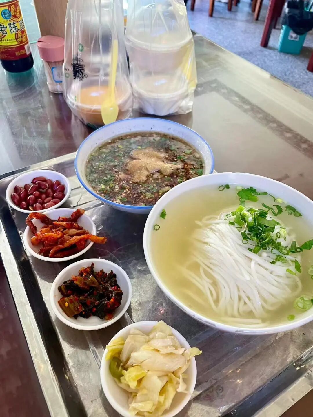 一个人小住几天，建议来这座活着的小城！高铁22分钟直达，人少安逸，10元就能吃到饱~