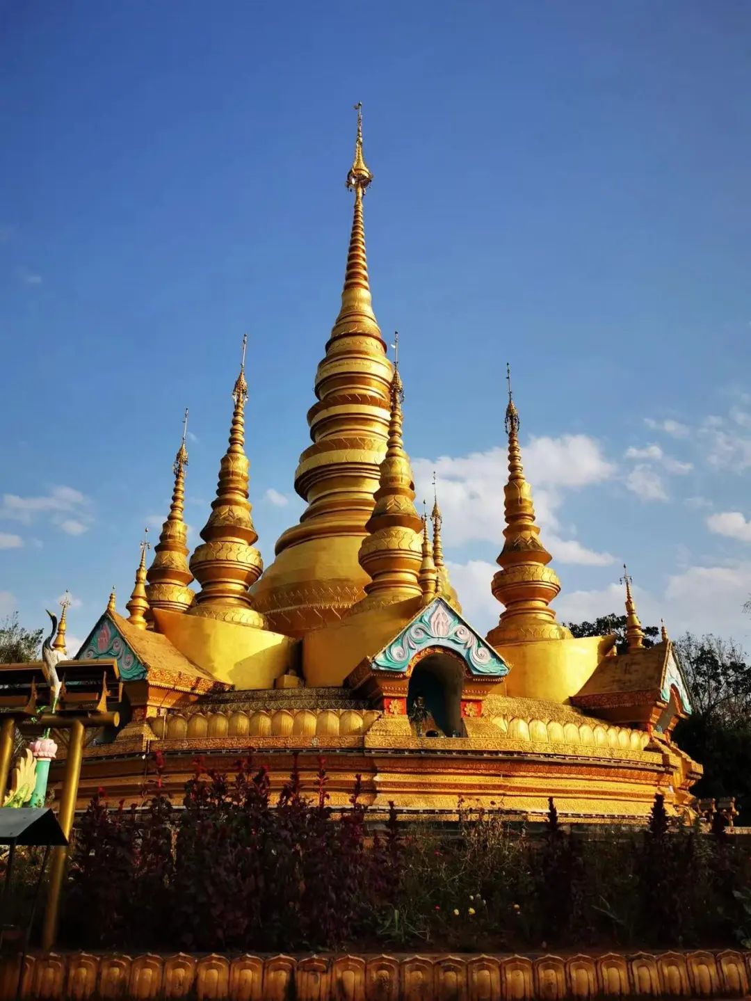 2025年云南孟连傣族拉祜族佤族自治县旅游：风情不输版纳，物价便宜到哭，这座云南冷门旅游小城，竟然低调到全网0攻略！