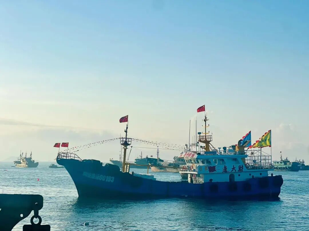 比厦门人少，比海南便宜！藏在渔村里的中国版小里约，太适合去小住几天了！