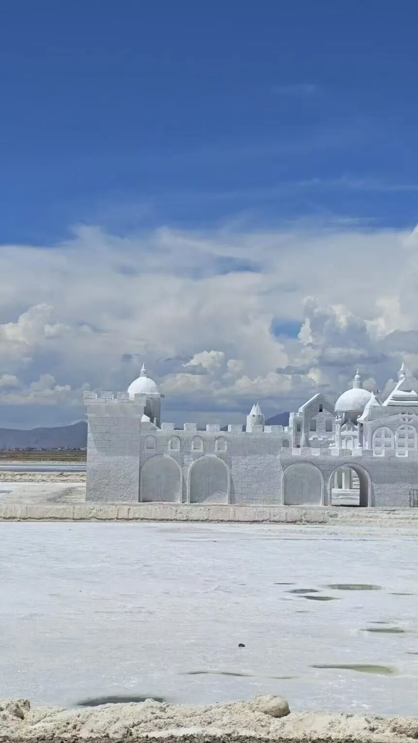 这才是真正的小众地！避开人潮，去看会让地理老师尖叫的盐湖、雅丹和外星地貌！