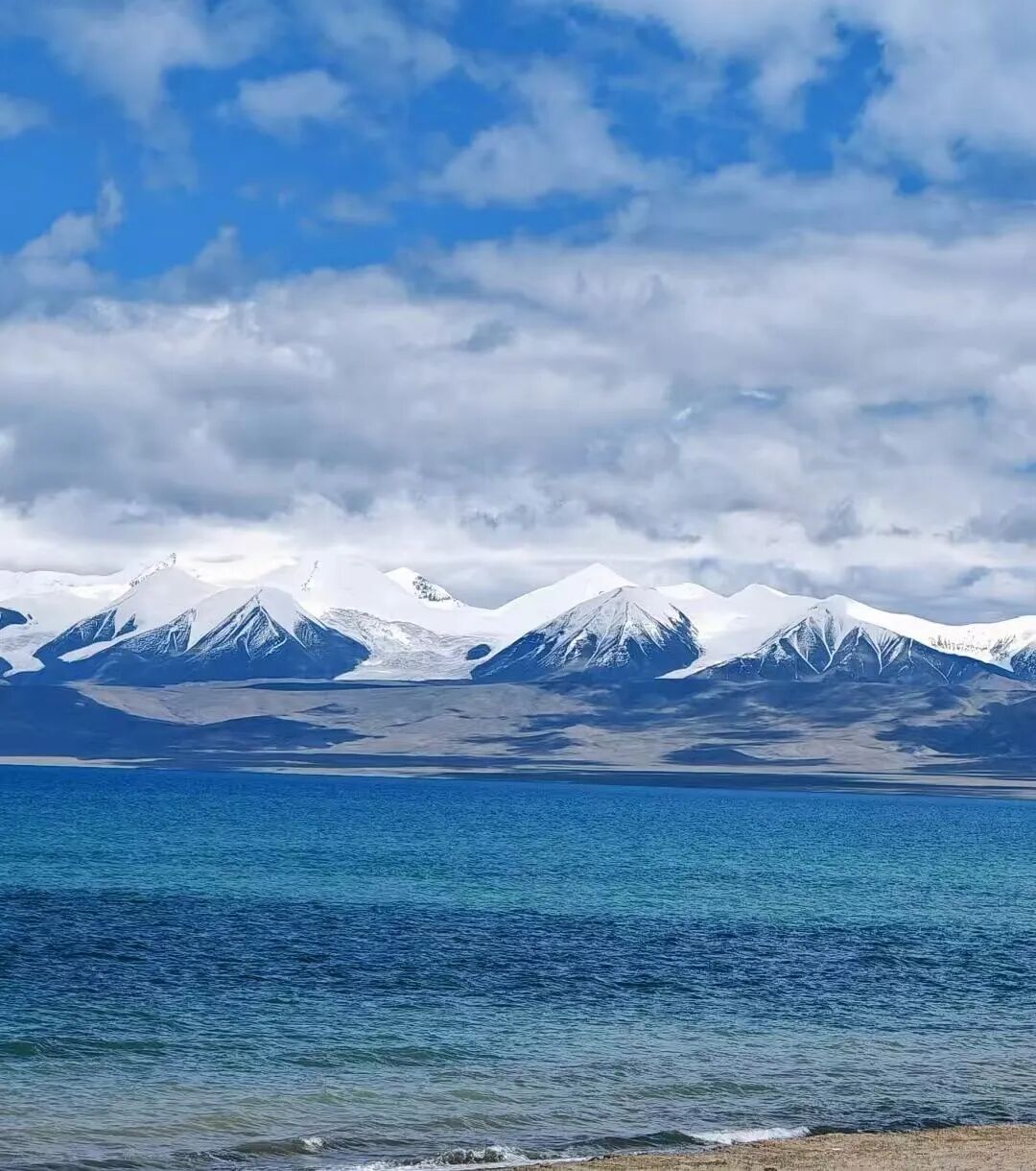 这才是真正的小众地！避开人潮，去看会让地理老师尖叫的盐湖、雅丹和外星地貌！