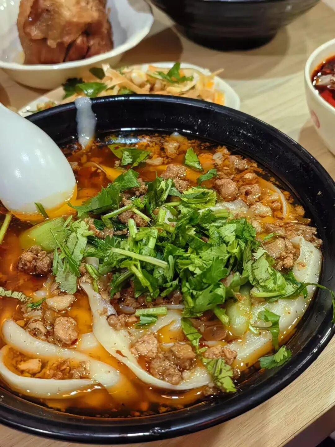 中国唯一“避暑”古都：比洛阳人少，美食不输西安！夏天均温仅25℃，空调当摆设，人均几百块玩爽