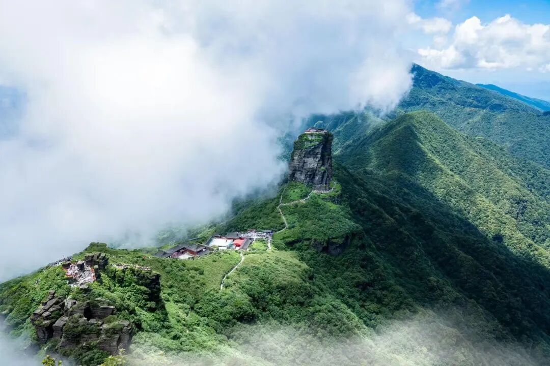 被严重低估的“中国抹茶之都”，清凉不输安顺，一天炫10顿，太适合一个人来放松了