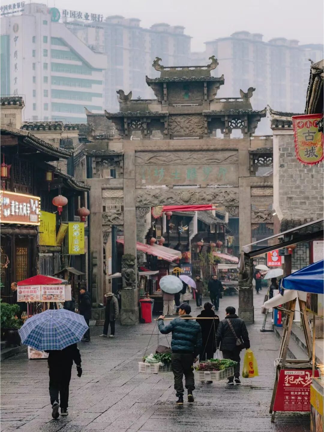 被严重低估的“中国抹茶之都”，清凉不输安顺，一天炫10顿，太适合一个人来放松了