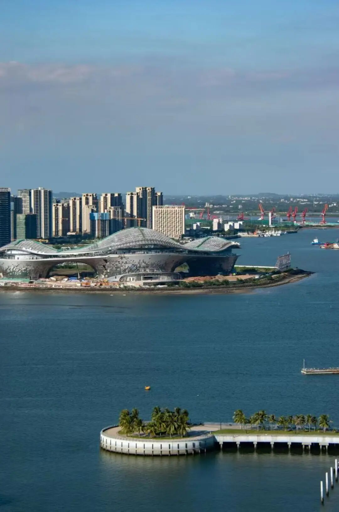 挖到最好吃小城，比顺德，潮汕还生猛，吃一周胖了8斤！还有超好玩海岛，来这里玩太爽了吧