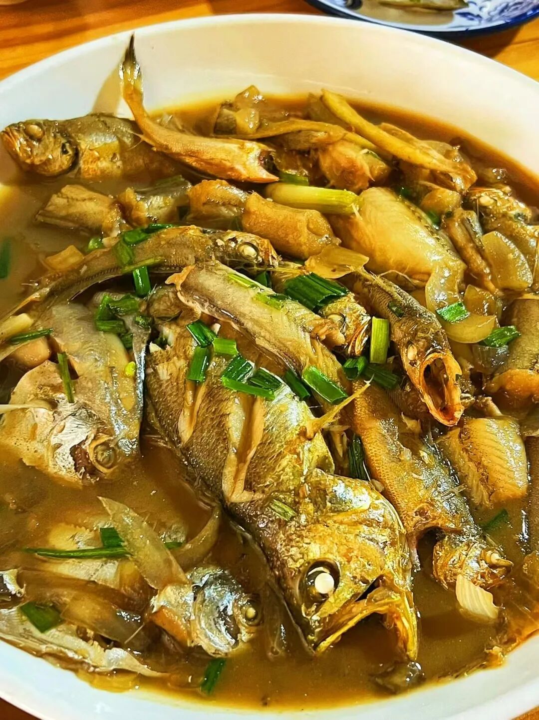 高铁20分钟，淡季必冲的看海小城，被誉为“中国小海鲜之乡”，海鲜一年四季不断，青蟹香哭！