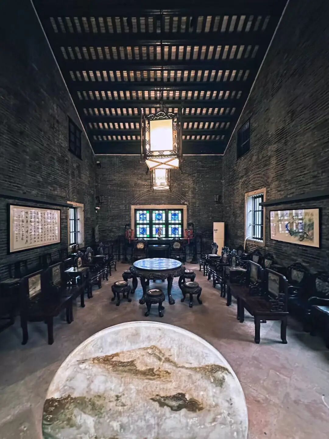 比上海松弛，比北京好吃！0元也能逛遍全城，这座“接地气”第一城，才是打工人出行最佳！