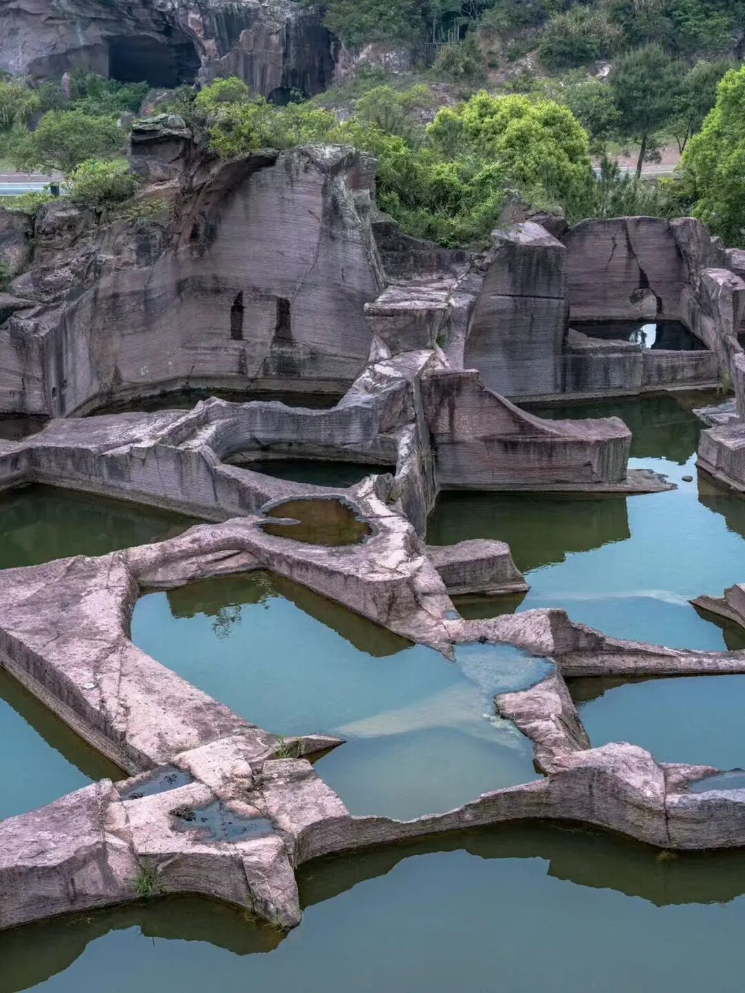 高铁20分钟，淡季必冲的看海小城，被誉为“中国小海鲜之乡”，海鲜一年四季不断，青蟹香哭！