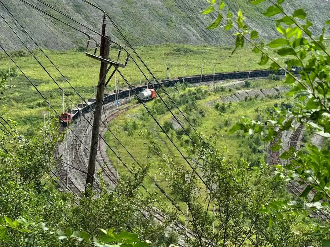 9.28日新高铁开通！最快1.5h到达「中国小瑞士」，还能解锁一个超小众城市，收获国内top级美景