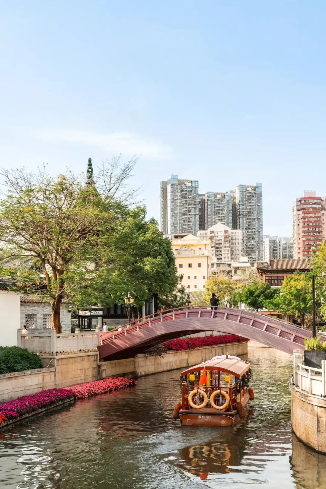 比上海松弛，比北京好吃！0元也能逛遍全城，这座“接地气”第一城，才是打工人出行最佳！