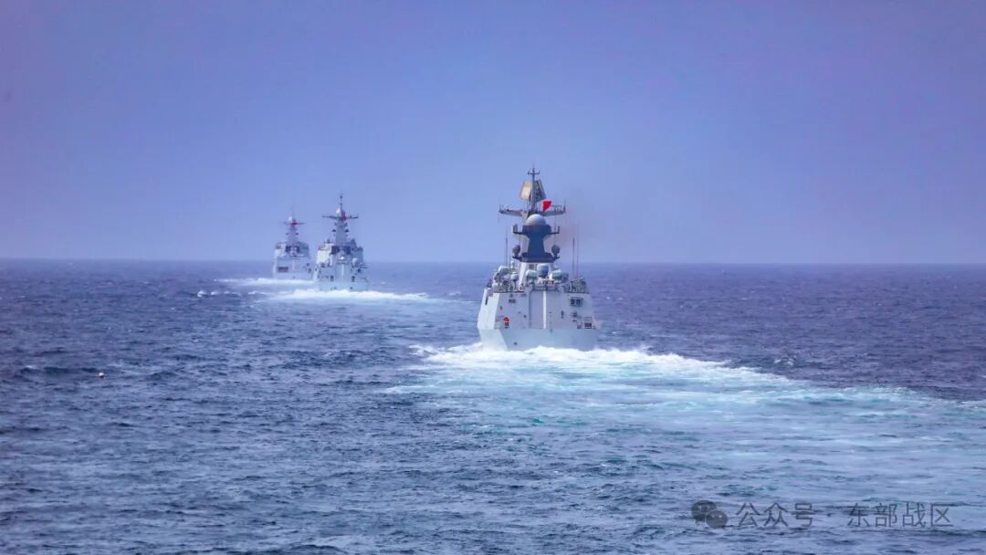 东海某海域,战舰出击!-青报网-青岛日报官网
