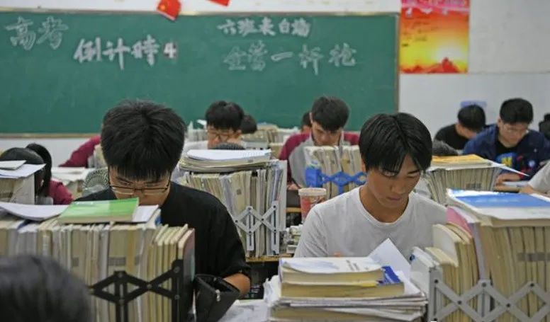 高三文综学习方法_高三学生怎样学好文综_高三文综怎么学才能拿高分